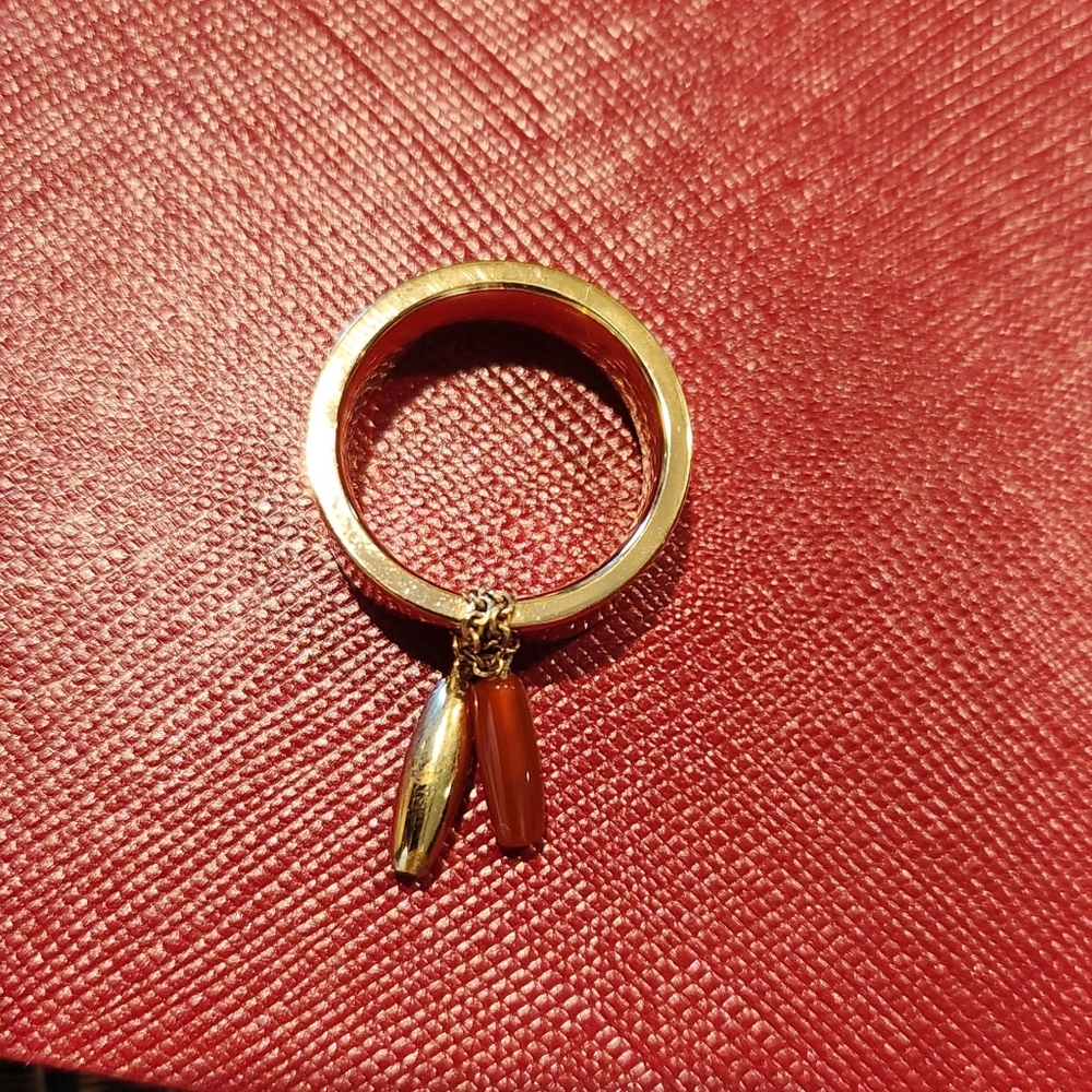 Ring - Picture 2 of 5
